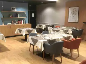 Photo de Korian Magenta