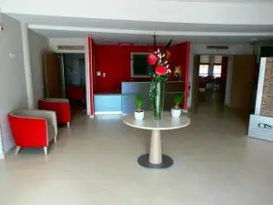 Photo de Maison De Retraite Les Monts D'Aurelle