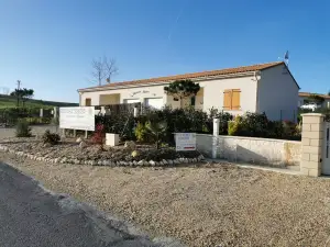 Photo de Residence Seniors - Au Coeur Des Vignobles
