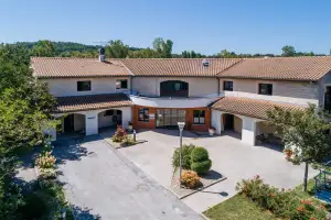 Photo de Résidence Les Grands Chênes