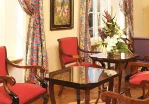 Photo de Maison De Famille Chateau De Chambourcy