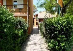 Photo principale de Foyer Logement Village Luberon Chateau - Résidence Services Seniors