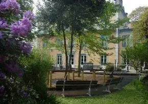 Photo principale de Maison De Retraite Les Pyrenees - Maison de retraite / EHPAD