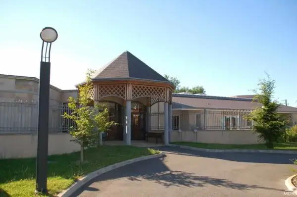 Photo principale de Le Jardins Des Sablons - Maison de retraite / EHPAD