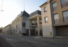 Photo principale de Centre Hospitalier D'Is Sur Tille - Maison de retraite / EHPAD