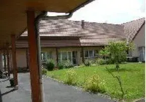 Photo principale de Maison De Retraite Le Tremblay - Maison de retraite / EHPAD