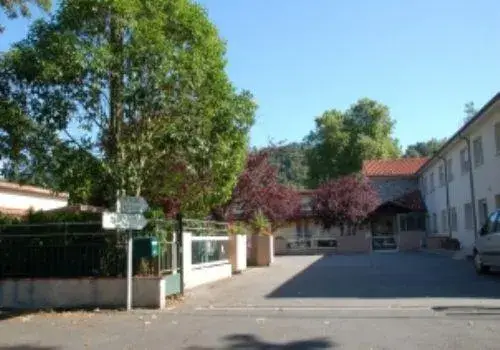 Photo principale de Ehpad Les Roses - Maison de retraite / EHPAD