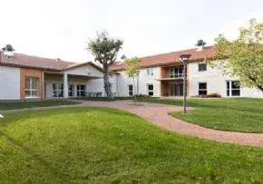 Photo principale de Ehpad Du Pays De Belmont   L'Oasis - Maison de retraite / EHPAD