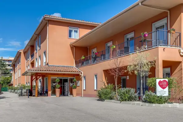 Photo principale de La Villa des Saules - Maison de retraite / EHPAD