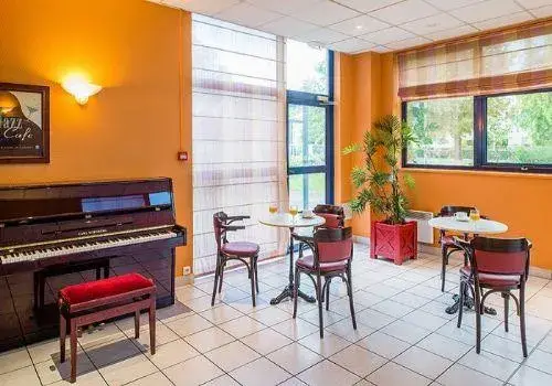 Photo principale de Korian Villa des Rèmes - Maison de retraite / EHPAD