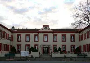 Photo principale de Maison De Retraite De Villeneuve - Maison de retraite / EHPAD