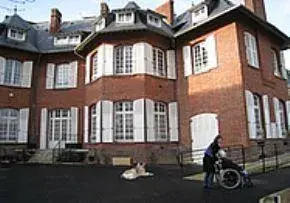 Photo principale de Maison De Retraite L'Arc En Ciel - Maison de retraite / EHPAD