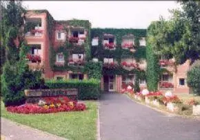Photo principale de Foyer Logement L'Orme A La Blonde - Résidence Services Seniors