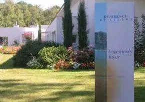 Photo principale de Residence De Lillot - Résidence Services Seniors