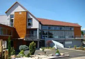 Photo principale de Maison De Retraite Petit Chateau - Maison de retraite / EHPAD