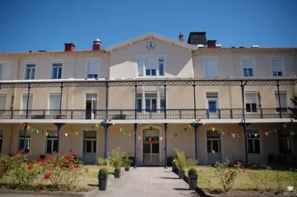 Photo principale de Ehpad Residence Le Parc - Maison de retraite / EHPAD