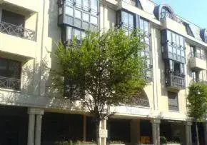 Photo principale de Les Templitudes de Garches - Résidence Services Seniors