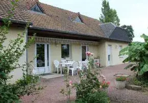 Photo principale de Ehpad La Maison Des Huis - Maison de retraite / EHPAD