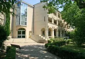 Photo principale de Ehpad Les Arcades - Maison de retraite / EHPAD