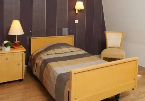 Photo de Maison De Famille Villa Lecourbe - Maison de retraite / EHPAD