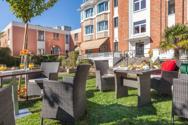 Photo de Résidence de La Tour - Maison de retraite / EHPAD