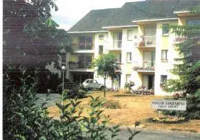 Photo de Foyer Logement Henri Douet - Résidence Services Seniors