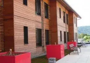 Photo de Centre Hospitalier Geriatrique De St Geoire En Valdaine - Maison de retraite / EHPAD