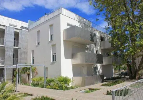 Photo de Résidence Les Senioriales Cenon - Résidence Services Seniors