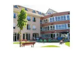 Photo de Maison De Retraite Louise Michel - Maison de retraite / EHPAD