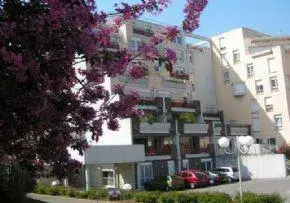 Photo de Residence Les Tisserins - Maison de retraite / EHPAD