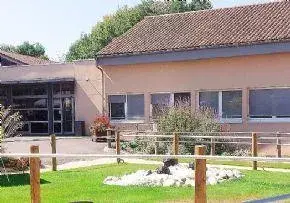 Photo de Ehpad Residence Les Chenes - Maison de retraite / EHPAD