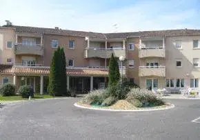 Photo de Ehpad Résidence Le Clos Saint-Roch - Maison de retraite / EHPAD