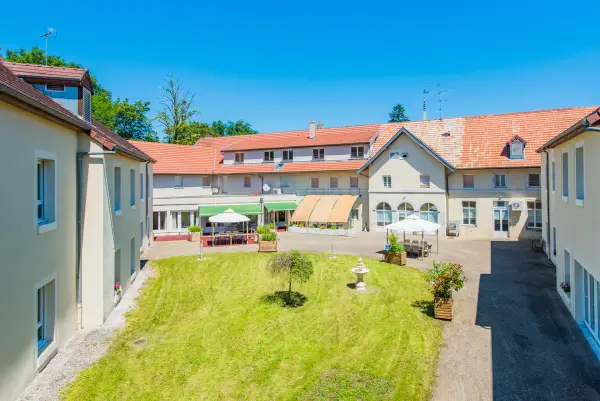 Photo de EHPAD La Maison de Clairvans - Maison de retraite / EHPAD