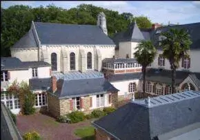 Photo de Residence La Rochefoucauld - Maison de retraite / EHPAD