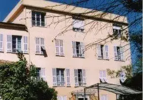 Photo de Ehpad Croix Rouge Russe A.o. - Maison de retraite / EHPAD