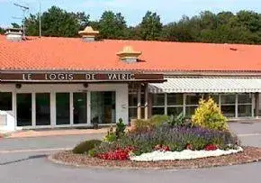 Photo de Ehpad  Le Logis De Valric - Maison de retraite / EHPAD