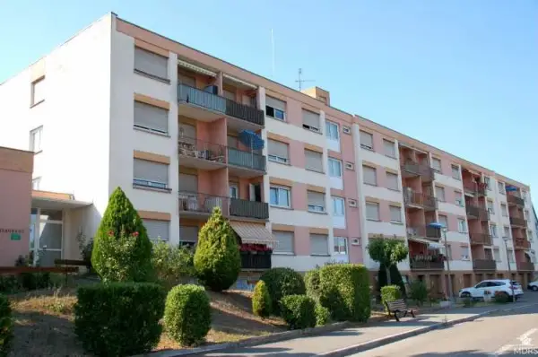 Photo de Residence Les Peupliers - Résidence Services Seniors