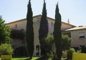 Photo de Entraide   Residence Les Jardins De Maurin - Maison de retraite / EHPAD