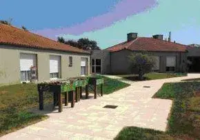 Photo de Ehpad Maison D'Accueil Sainte Marie - Maison de retraite / EHPAD