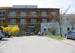 Photo de Maison De Retraite La Roseliere - Maison de retraite / EHPAD