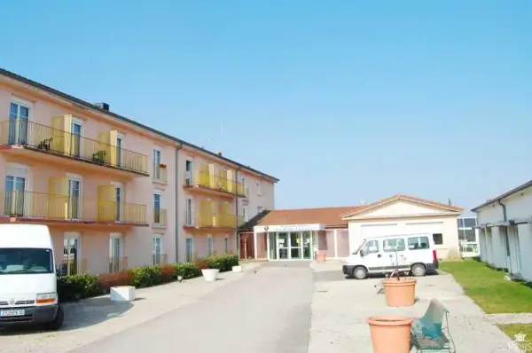 Photo de Maison De Retraite Belle Verriere - Maison de retraite / EHPAD