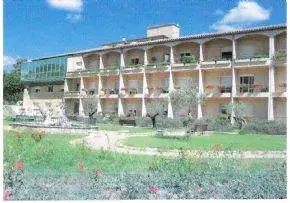 Photo de Residence Le Roussillon - Maison de retraite / EHPAD