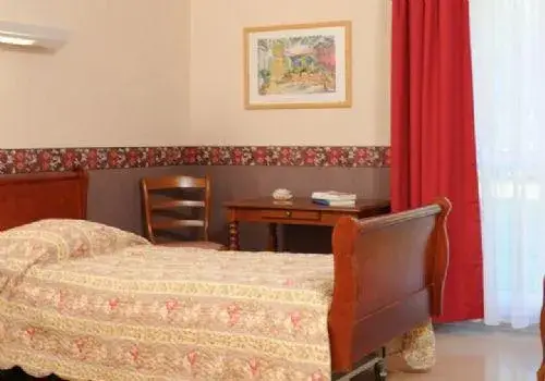 Photo de Maison De Famille Les Eaux Vives - Maison de retraite / EHPAD