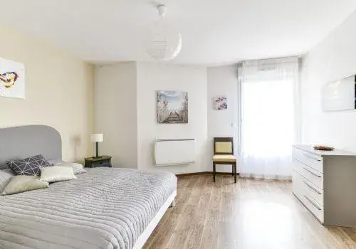 Photo de La Girandière de Valenciennes - Résidence Services Seniors