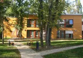 Photo de Maison De Retraite Blanche De Castille - Maison de retraite / EHPAD