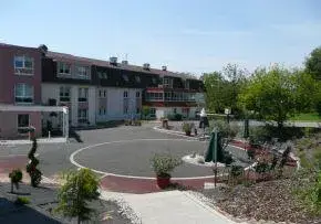 Photo de Maison De Retraite Du Sacre Coeur - Maison de retraite / EHPAD