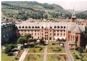 Photo de Residence Le Val Fleuri - Maison de retraite / EHPAD