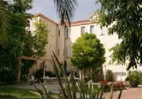 Photo de Maison De Retraite Les Acacias - Maison de retraite / EHPAD