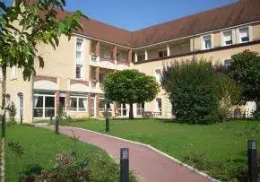 Photo de Ehpad La Louhannaise - Maison de retraite / EHPAD