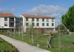Photo de Residence Du Bosc - Maison de retraite / EHPAD